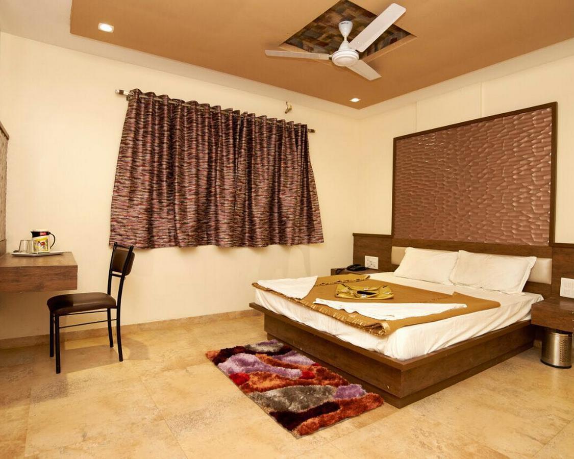 Hotel Sai Suraj Park Shirdi Luaran gambar