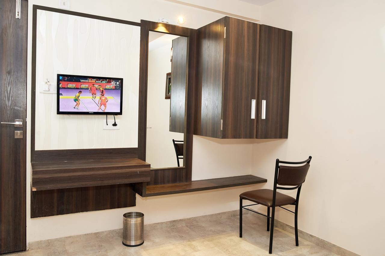 Hotel Sai Suraj Park Shirdi Luaran gambar