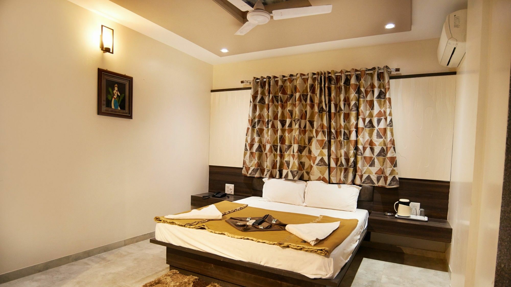 Hotel Sai Suraj Park Shirdi Luaran gambar