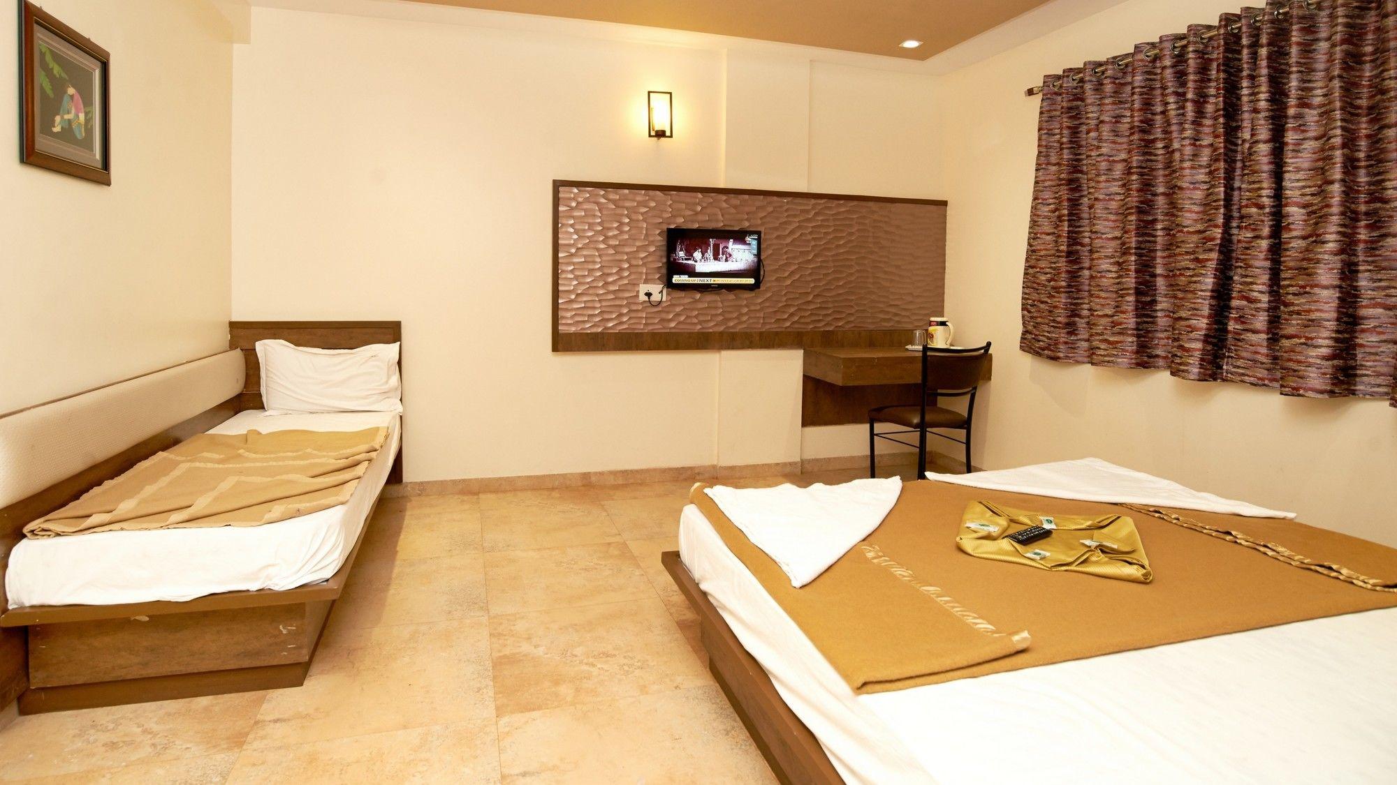 Hotel Sai Suraj Park Shirdi Luaran gambar