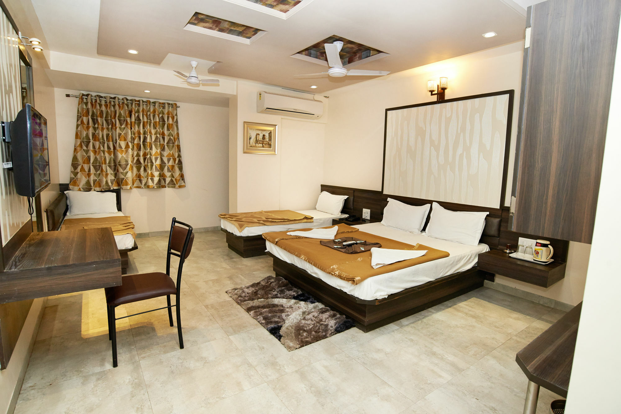 Hotel Sai Suraj Park Shirdi Luaran gambar